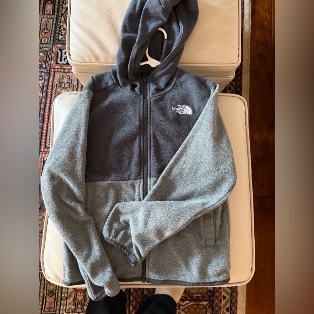 The North Face Charcoal Fleece Pullover